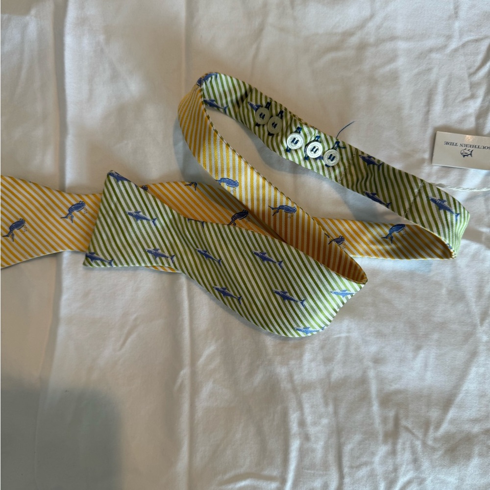 Southern Tide Bow tie